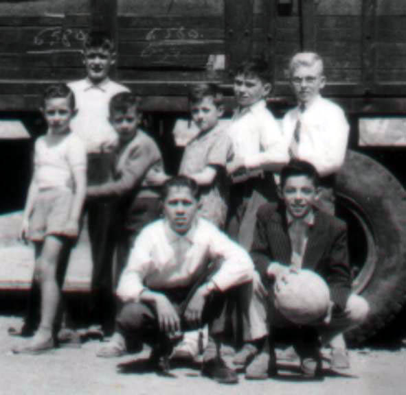 the bande.JPG (40803 octets)